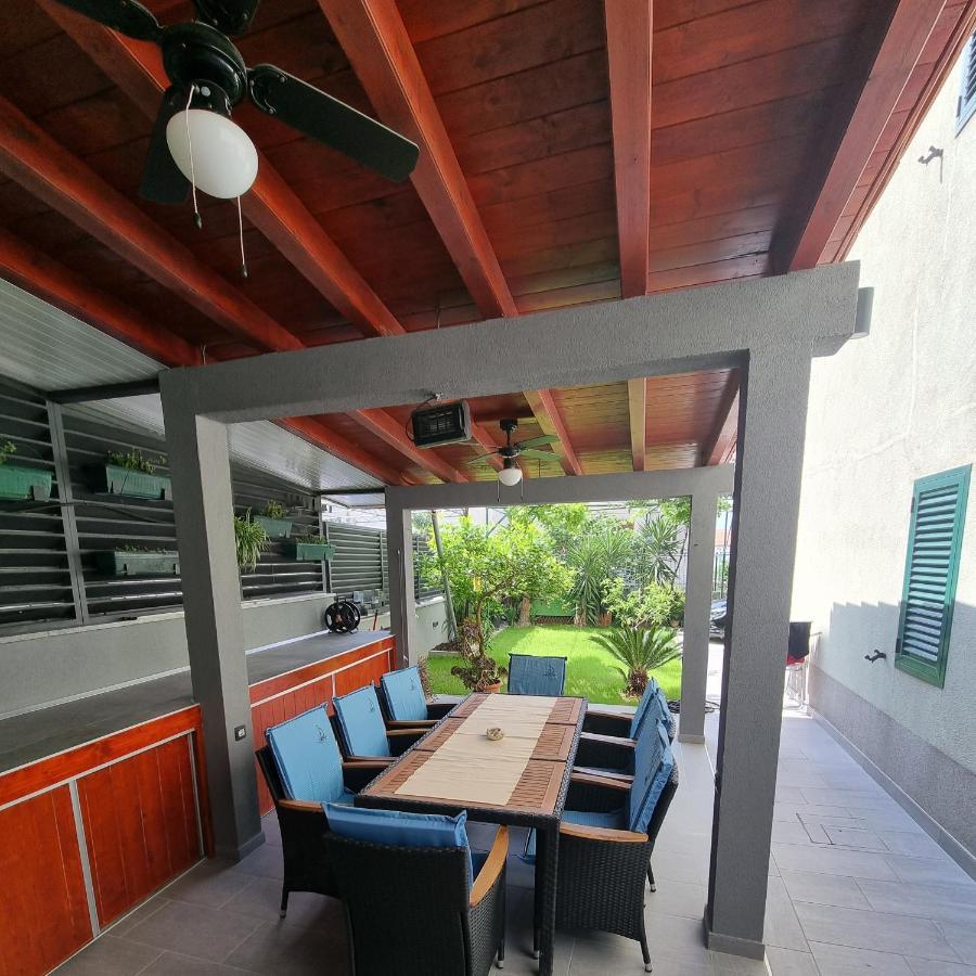 Apartment Blue Stobrec Ngoại thất bức ảnh